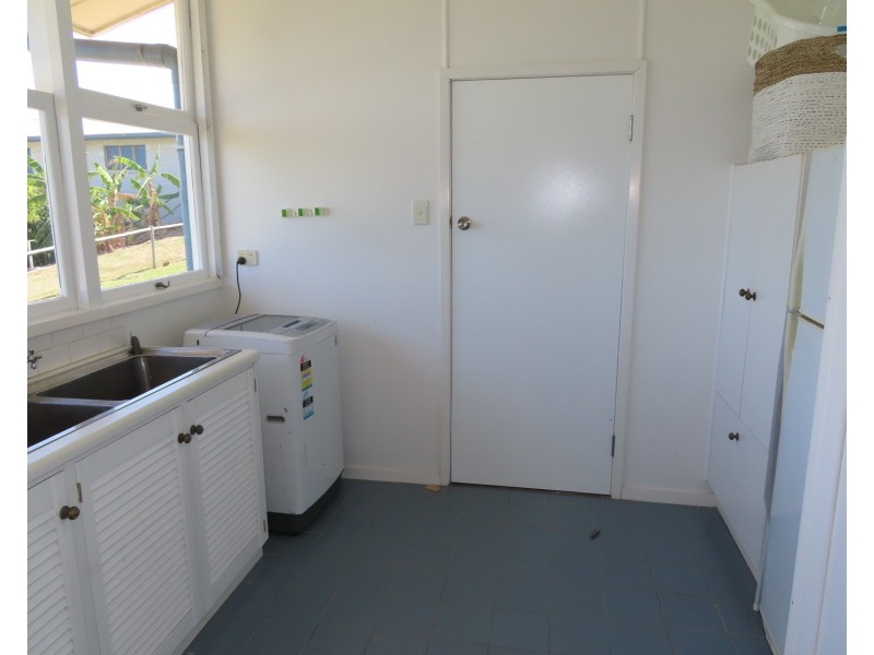 74A Poole Street, Bowen QLD 4805