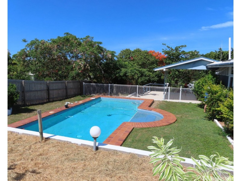 74A Poole Street, Bowen QLD 4805