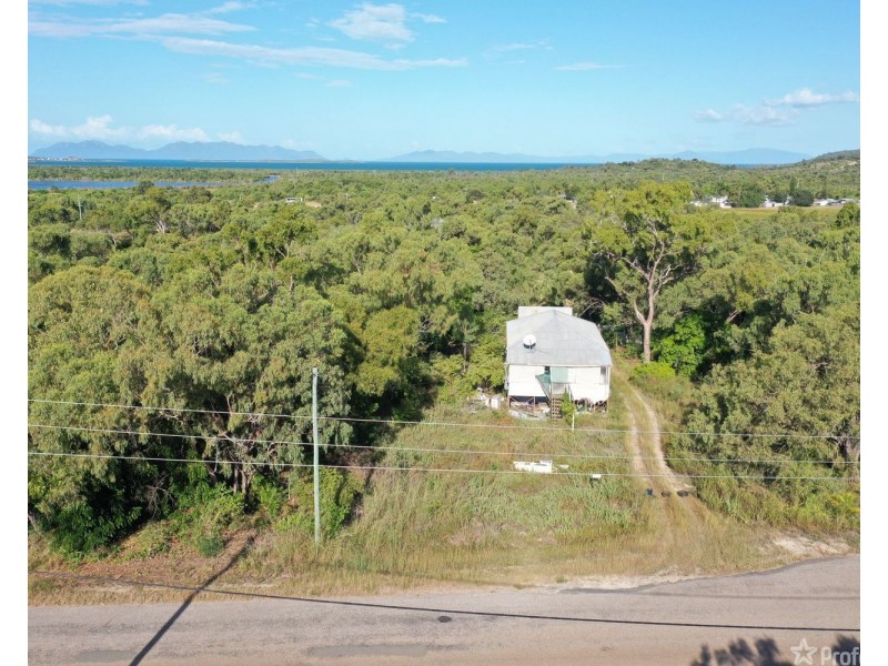 18501 Bruce Highway, Bowen QLD 4805