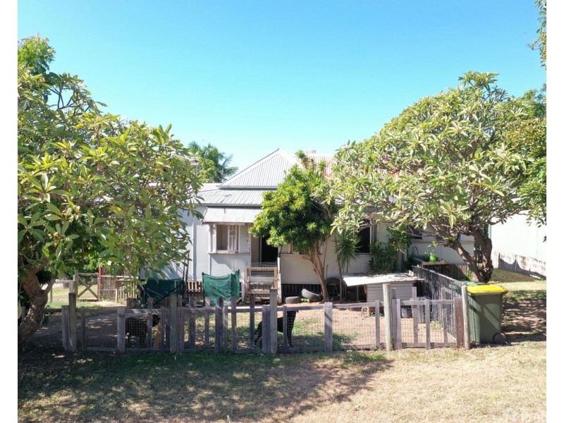 63 Kennedy Street, Bowen QLD 4805