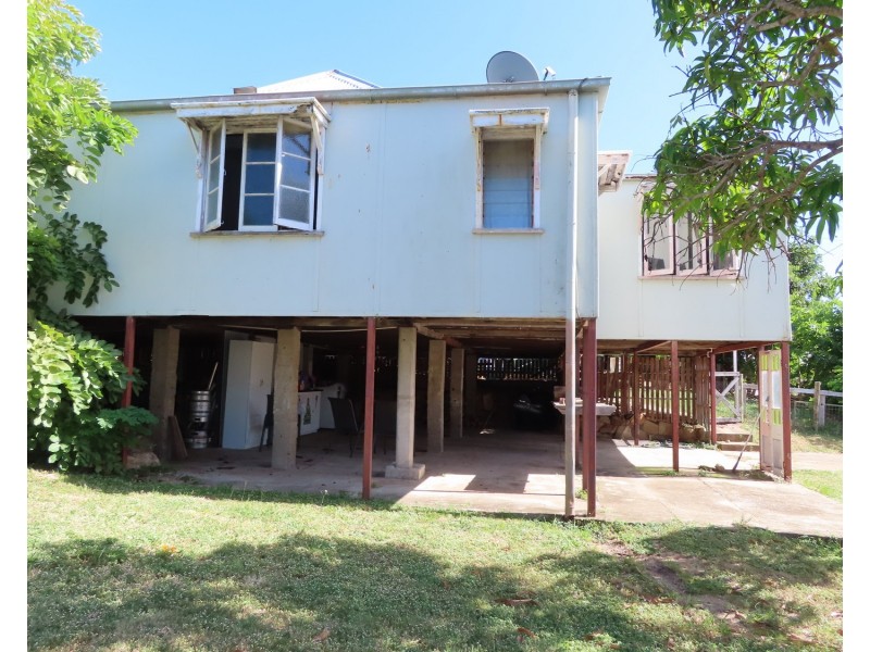 63 Kennedy Street, Bowen QLD 4805