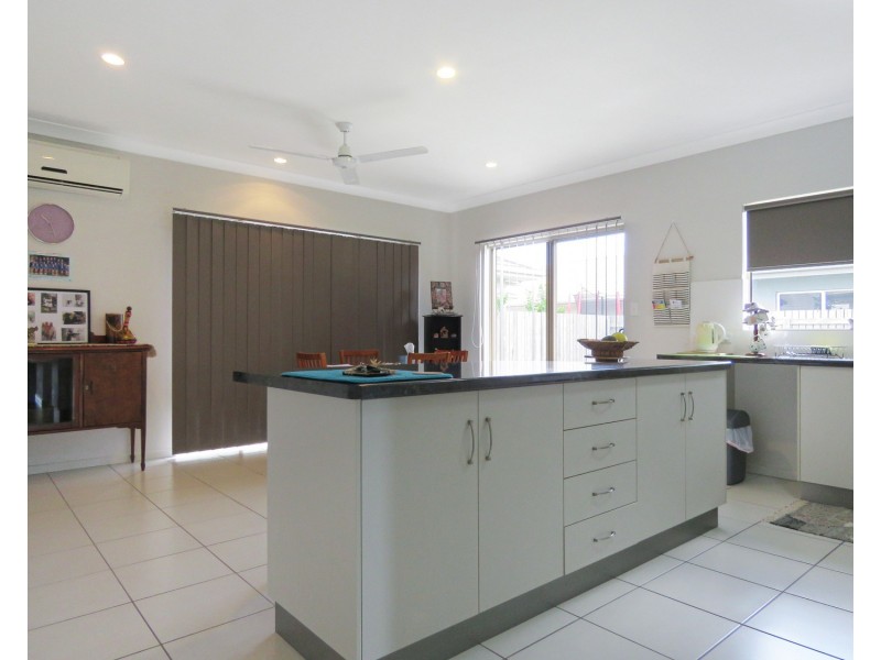 14 Seabreeze Crescent, Bowen QLD 4805