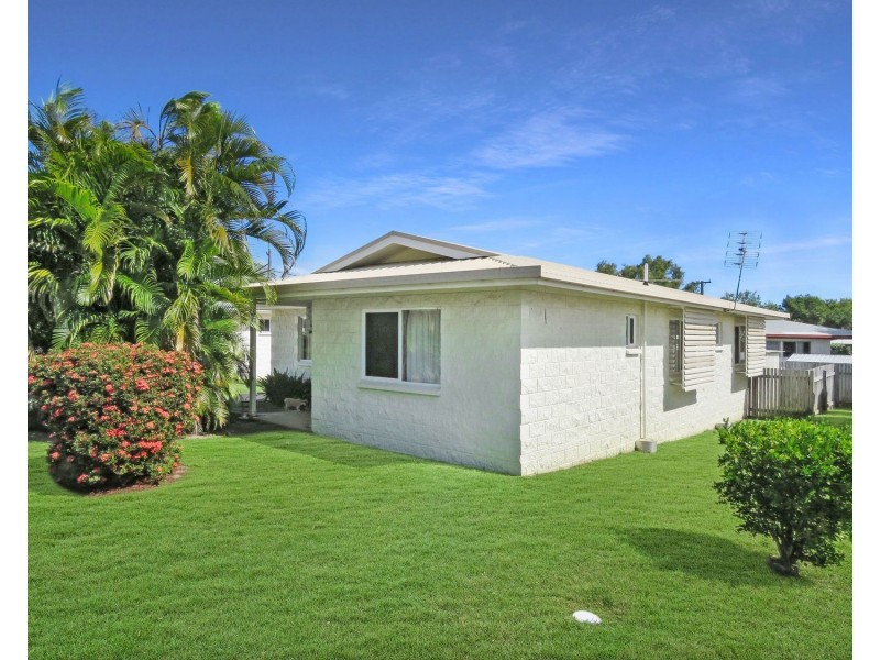 2/30 John Street, Bowen QLD 4805