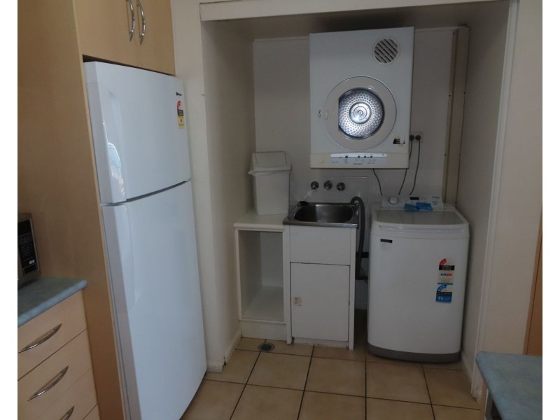 Apt 1/2 – 4 Pandanus Street, Bowen QLD 4805