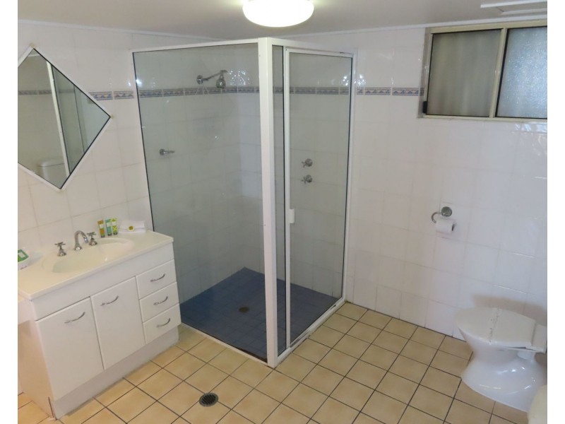 Apt 1/2 – 4 Pandanus Street, Bowen QLD 4805