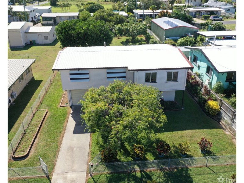 128 Hillview Road, Bowen QLD 4805