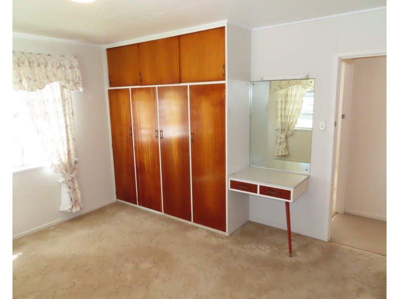 128 Hillview Road, Bowen QLD 4805