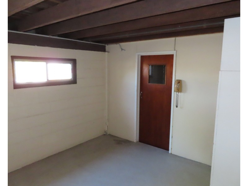 128 Hillview Road, Bowen QLD 4805