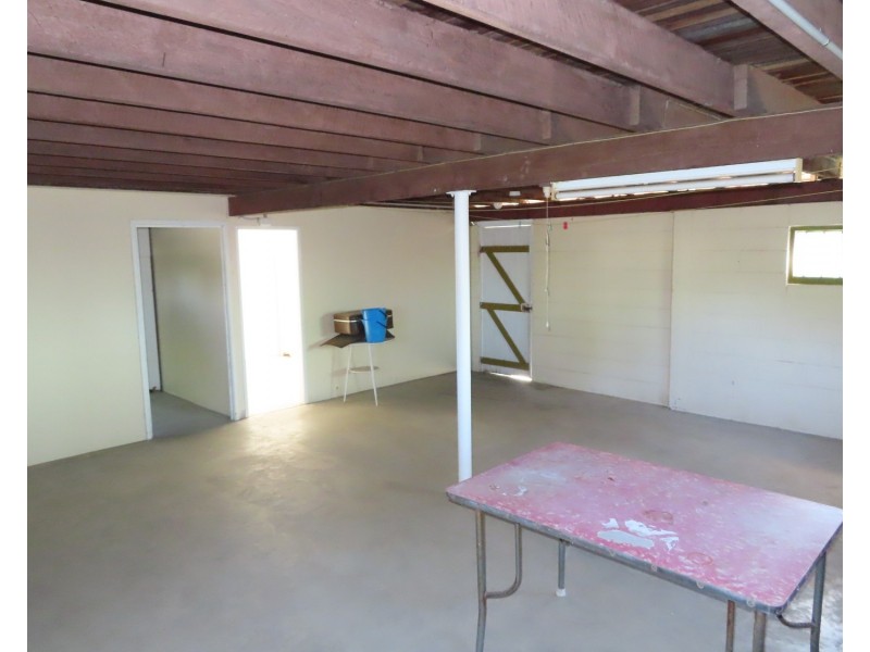 128 Hillview Road, Bowen QLD 4805