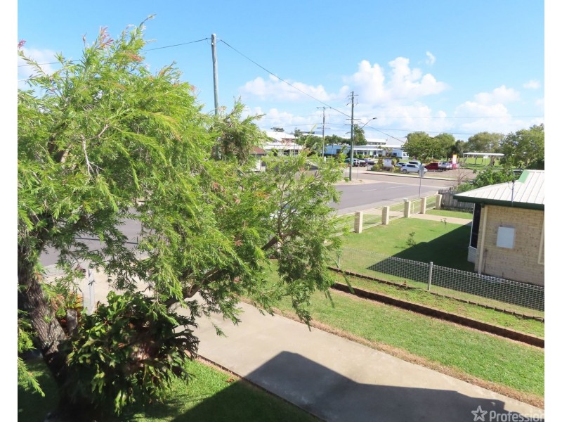 128 Hillview Road, Bowen QLD 4805