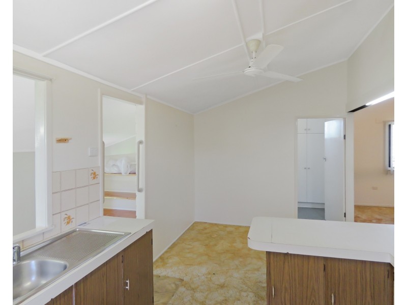 113 Powell Street, Bowen QLD 4805