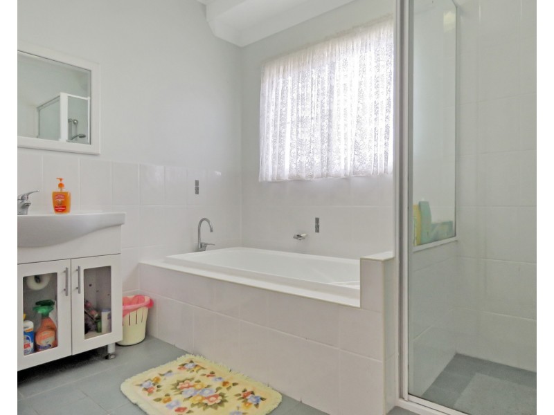 5 Bayside Court, Bowen QLD 4805