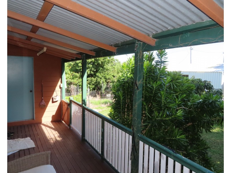 54 Livingstone Street, Bowen QLD 4805