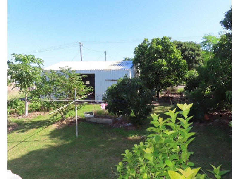 54 Livingstone Street, Bowen QLD 4805