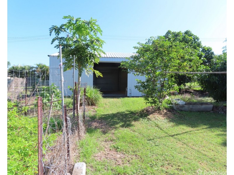 54 Livingstone Street, Bowen QLD 4805