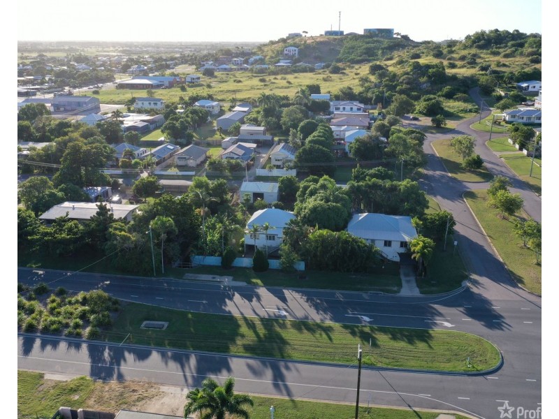 54 Livingstone Street, Bowen QLD 4805