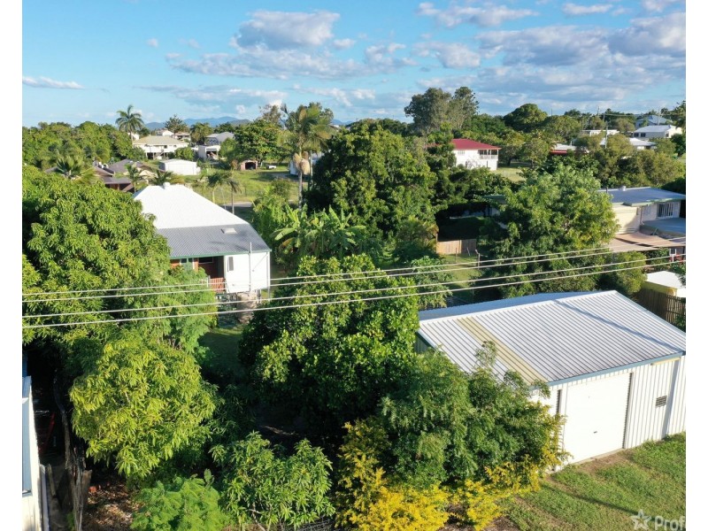 54 Livingstone Street, Bowen QLD 4805