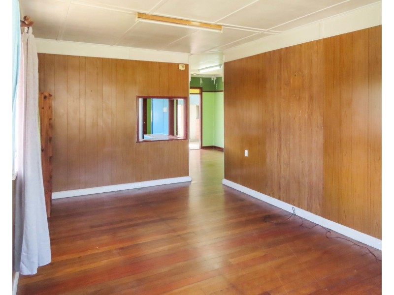 82 Williams Street, Bowen QLD 4805