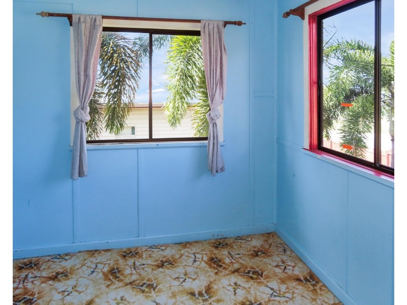 82 Williams Street, Bowen QLD 4805