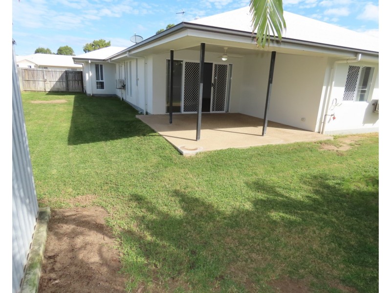 25 Nautilus Street, Bowen QLD 4805