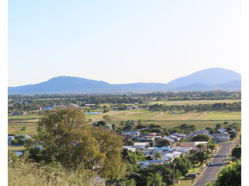 30 Tynwald Avenue, Bowen QLD 4805