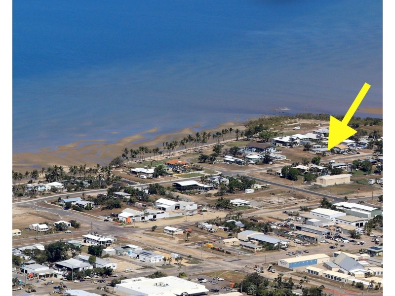 25 Thomas Street, Bowen QLD 4805