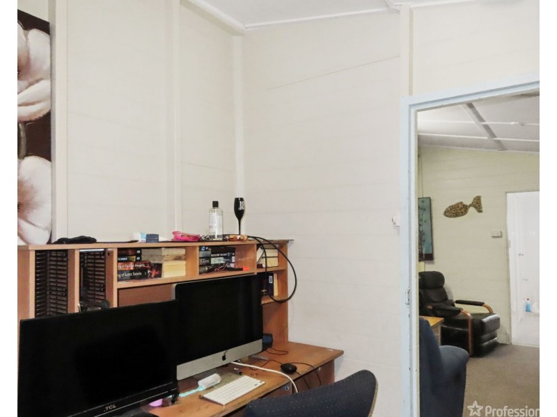 25 Thomas Street, Bowen QLD 4805