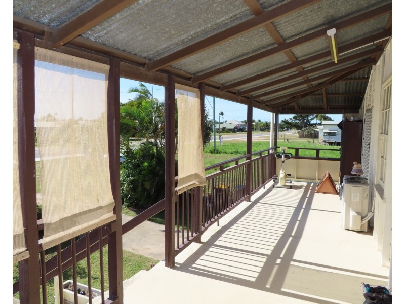 25 Thomas Street, Bowen QLD 4805