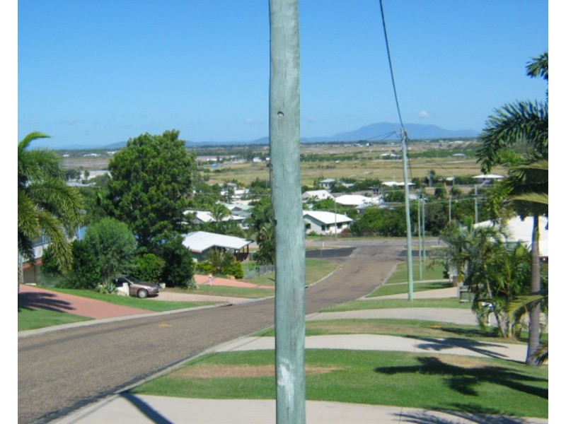 10 Pilcher Place, Bowen QLD 4805