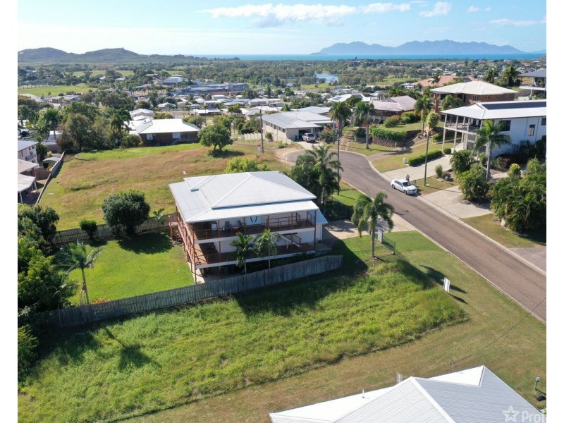 10 Pilcher Place, Bowen QLD 4805