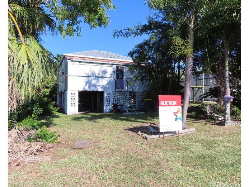 13 Poole Street, Bowen QLD 4805