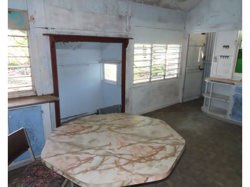 13 Poole Street, Bowen QLD 4805