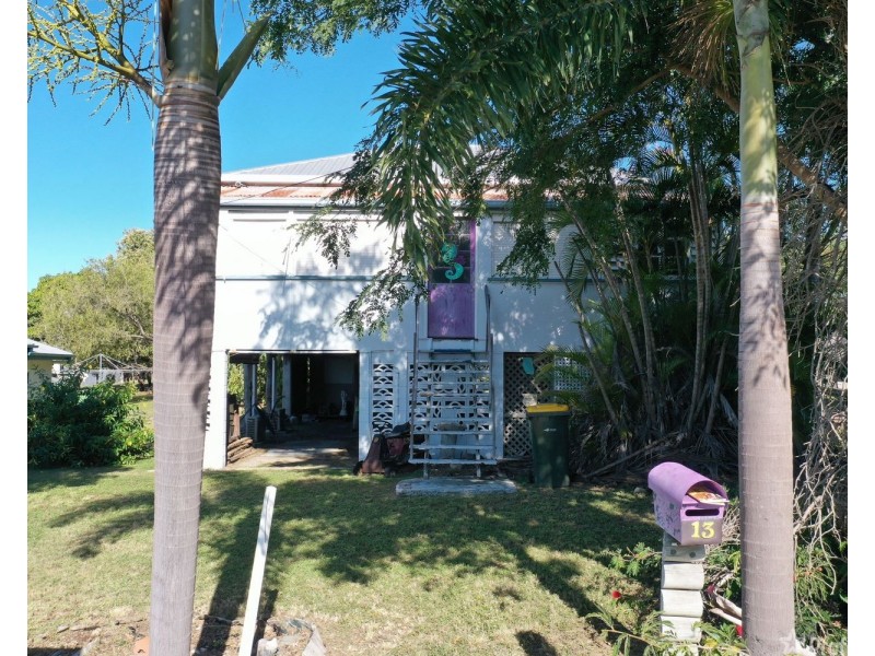 13 Poole Street, Bowen QLD 4805