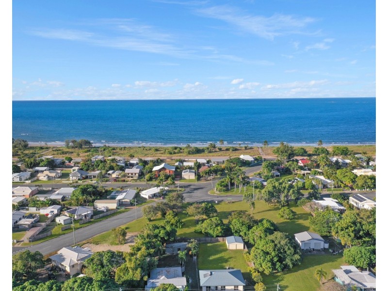 69 Murroona Street, Bowen QLD 4805