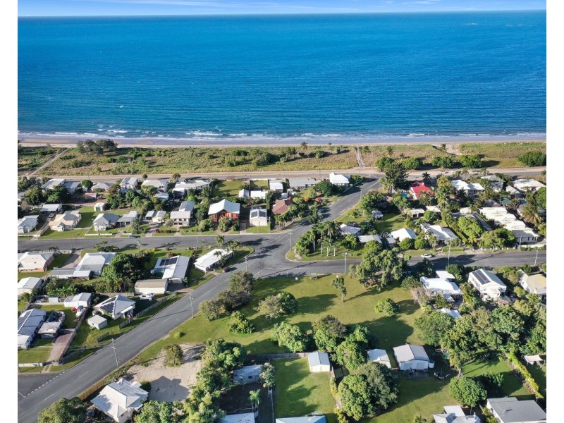 5 Murray Avenue, Bowen QLD 4805