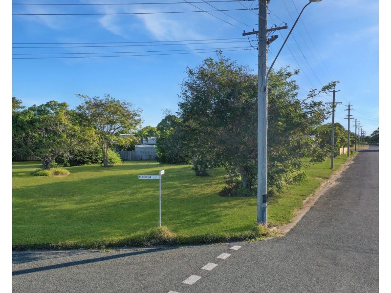 5 Murray Avenue, Bowen QLD 4805