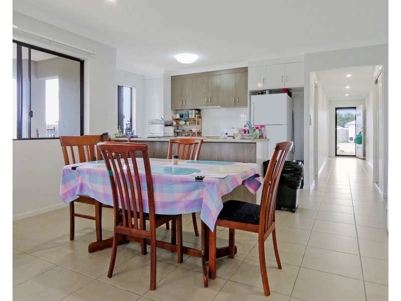 25 Duke Street, Bowen QLD 4805