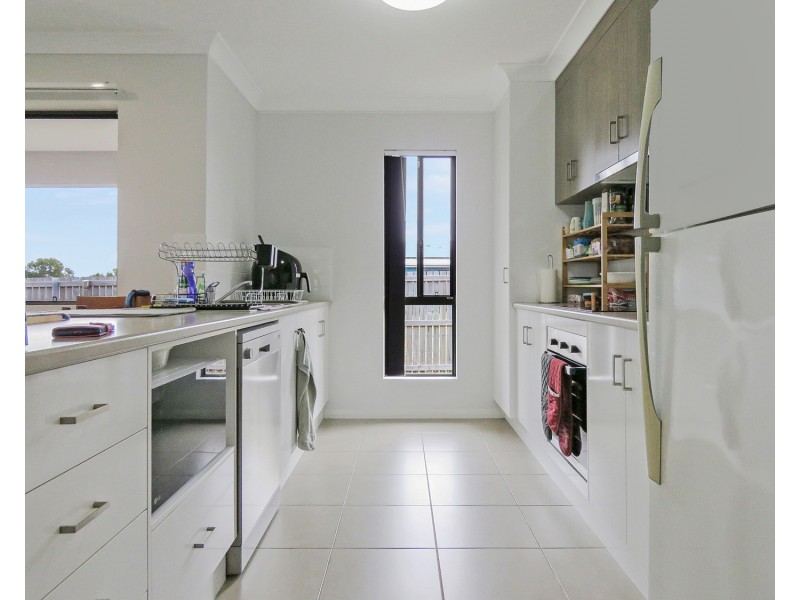 25 Duke Street, Bowen QLD 4805