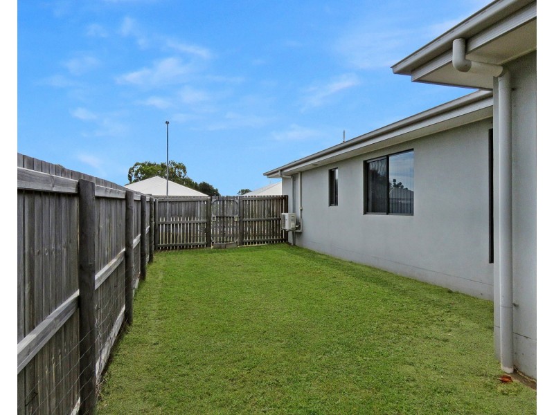 25 Duke Street, Bowen QLD 4805