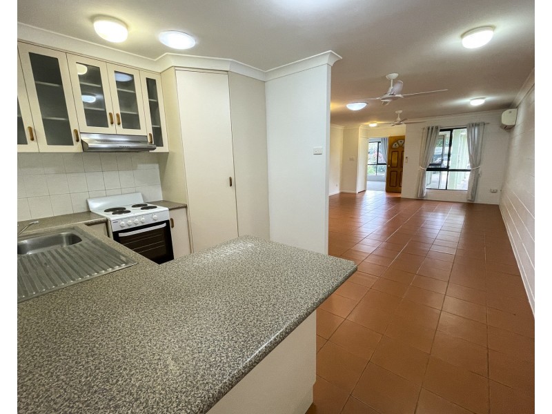2/13 Murroona Street, Bowen QLD 4805