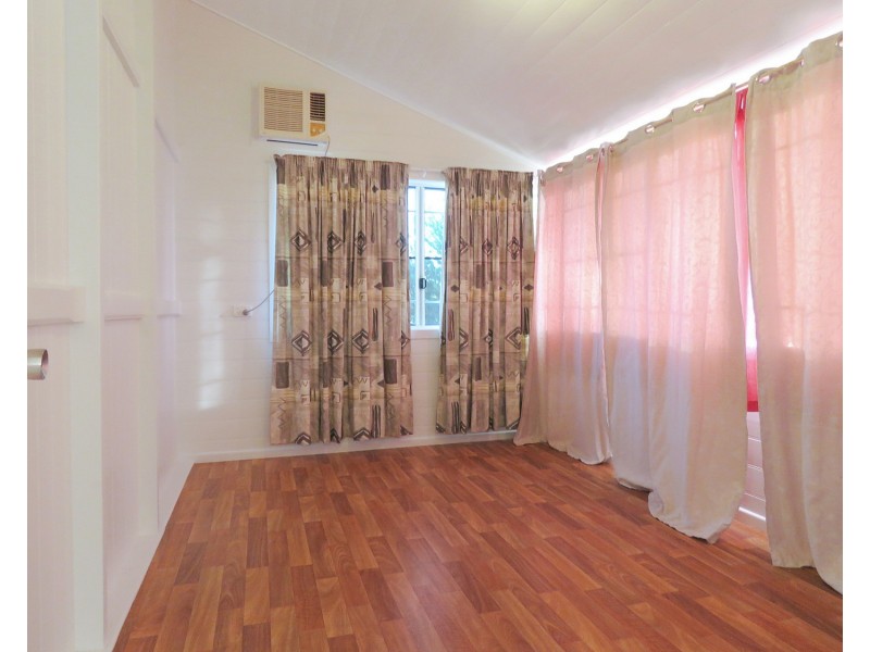 16 Pantall Street, Bowen QLD 4805