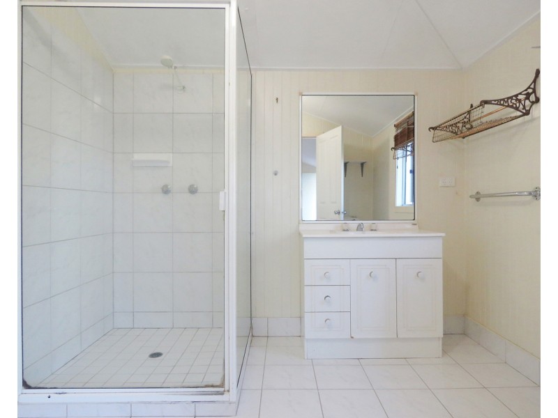 16 Pantall Street, Bowen QLD 4805