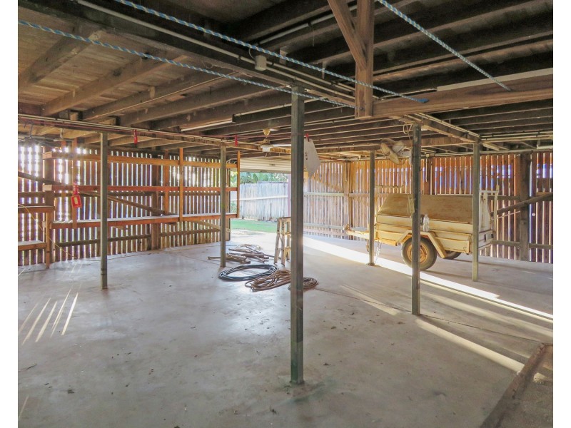 16 Pantall Street, Bowen QLD 4805