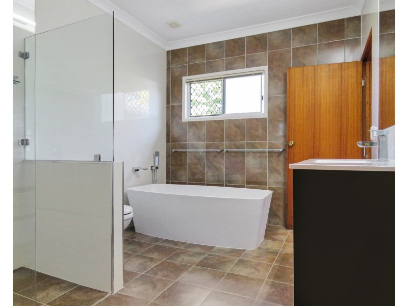 21-23 Morrill Street, Bowen QLD 4805