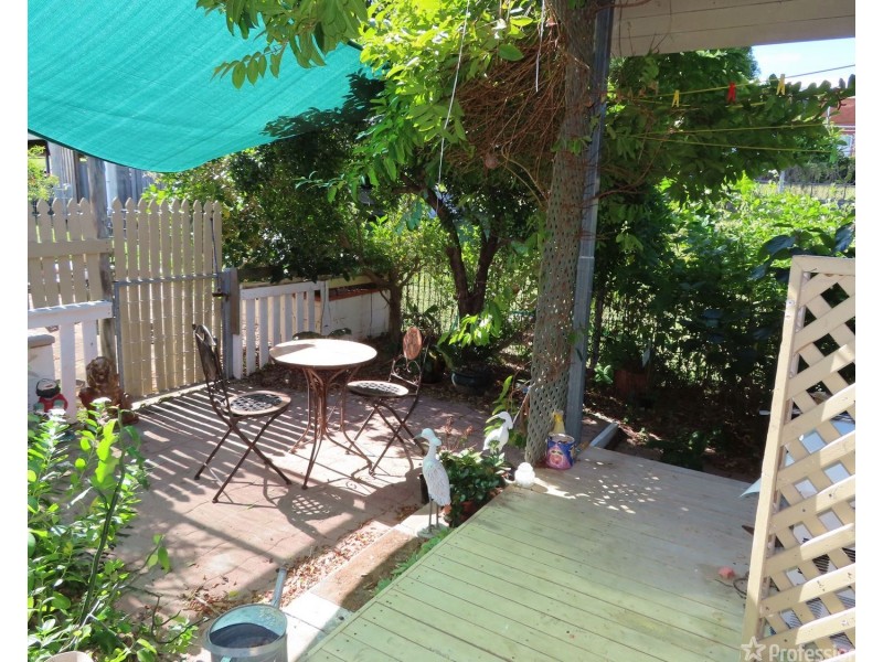 7 Kennedy Street, Bowen QLD 4805