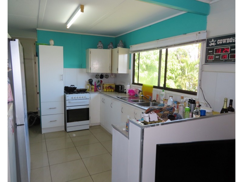 7 Kennedy Street, Bowen QLD 4805