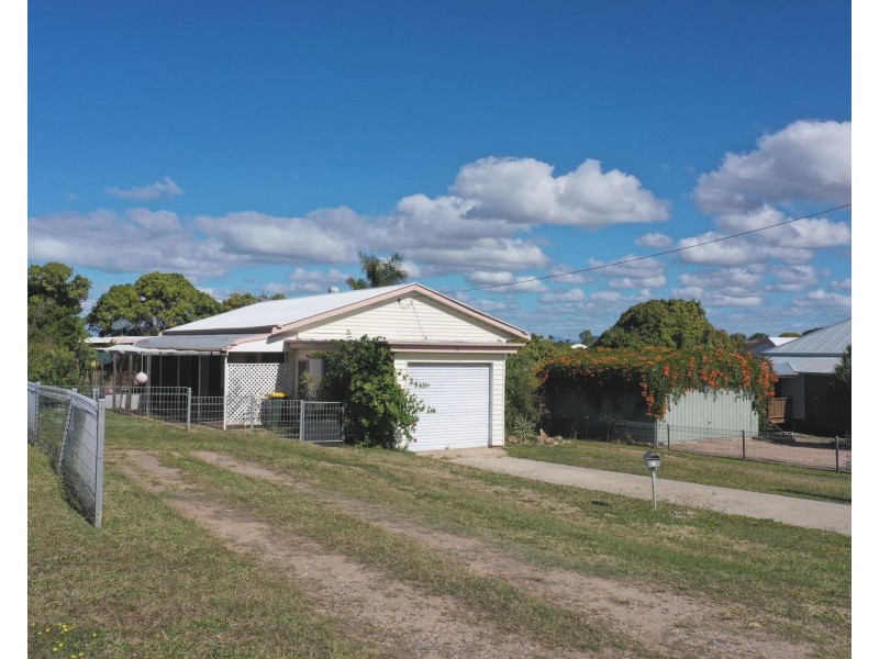 7 Kennedy Street, Bowen QLD 4805