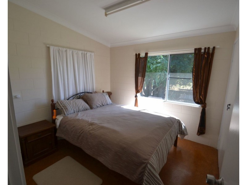 68 Reibels Road, Bowen QLD 4805