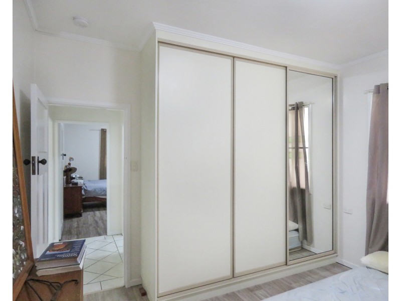 52 Gregory Street, Bowen QLD 4805