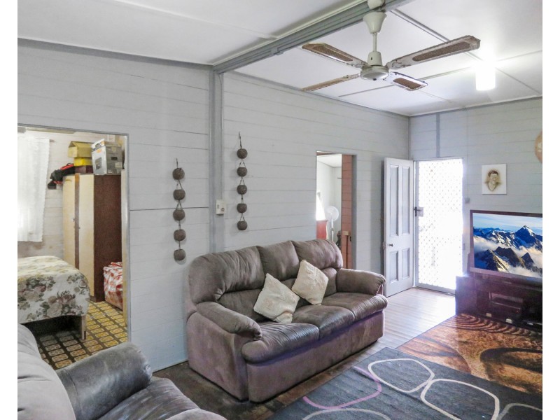 45 Matthews Street, Bowen QLD 4805